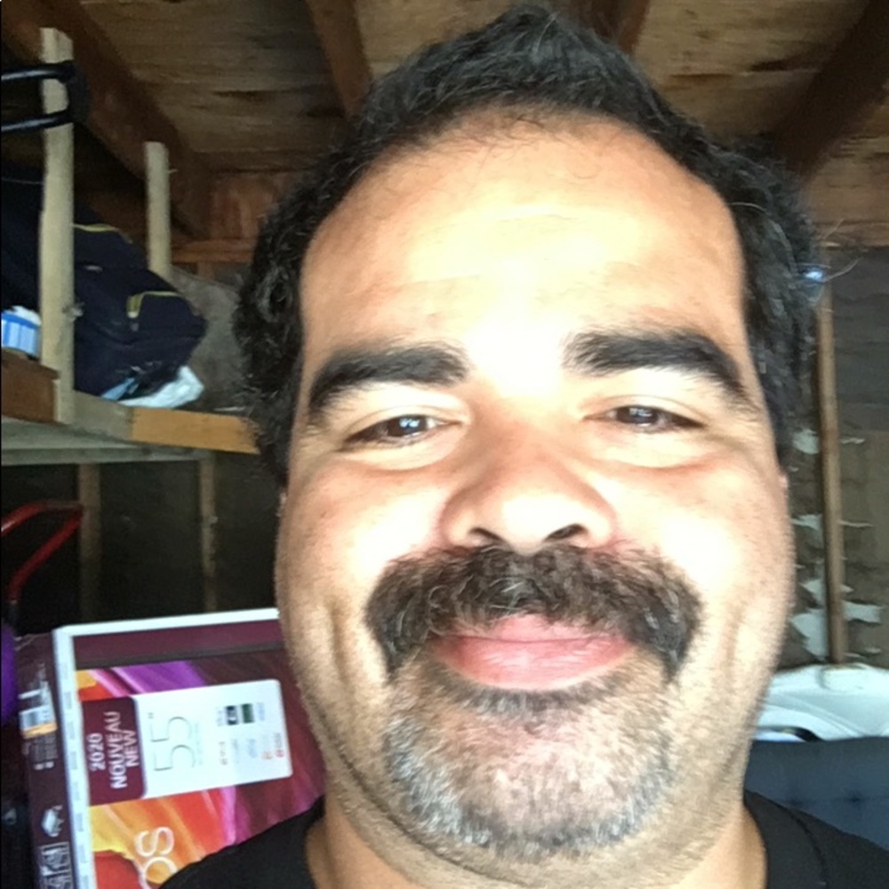 Meet your Posher, Rogelio